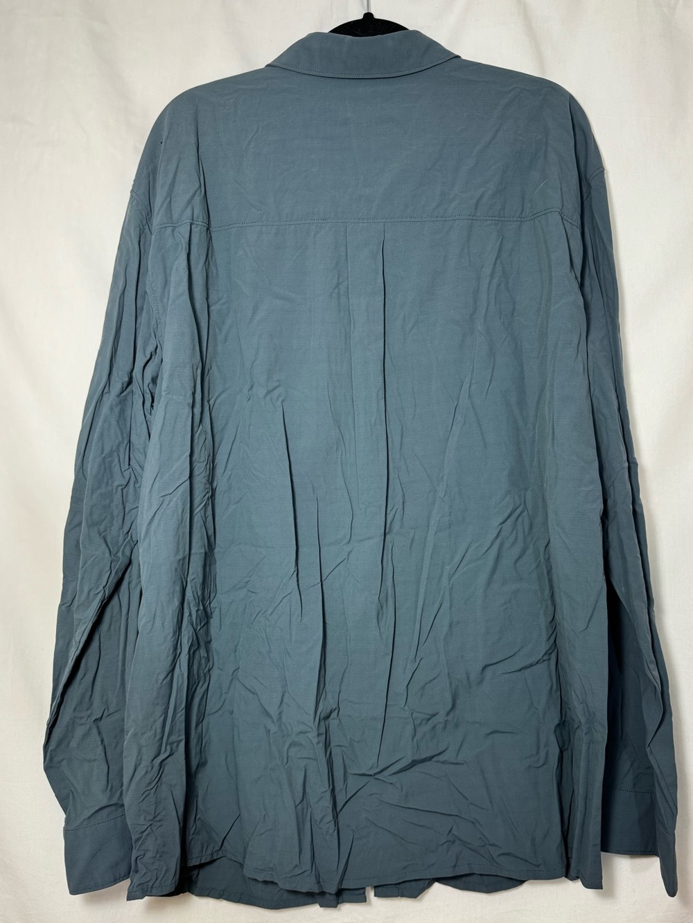 Long sleeve button down - Picture 2 of 2